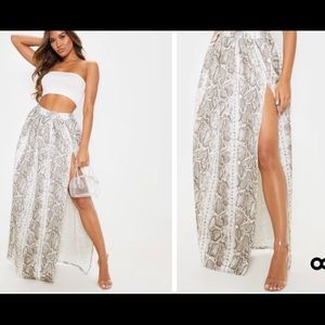 PLT Highwaisted Snake Print Maxi Skirt With Slit
